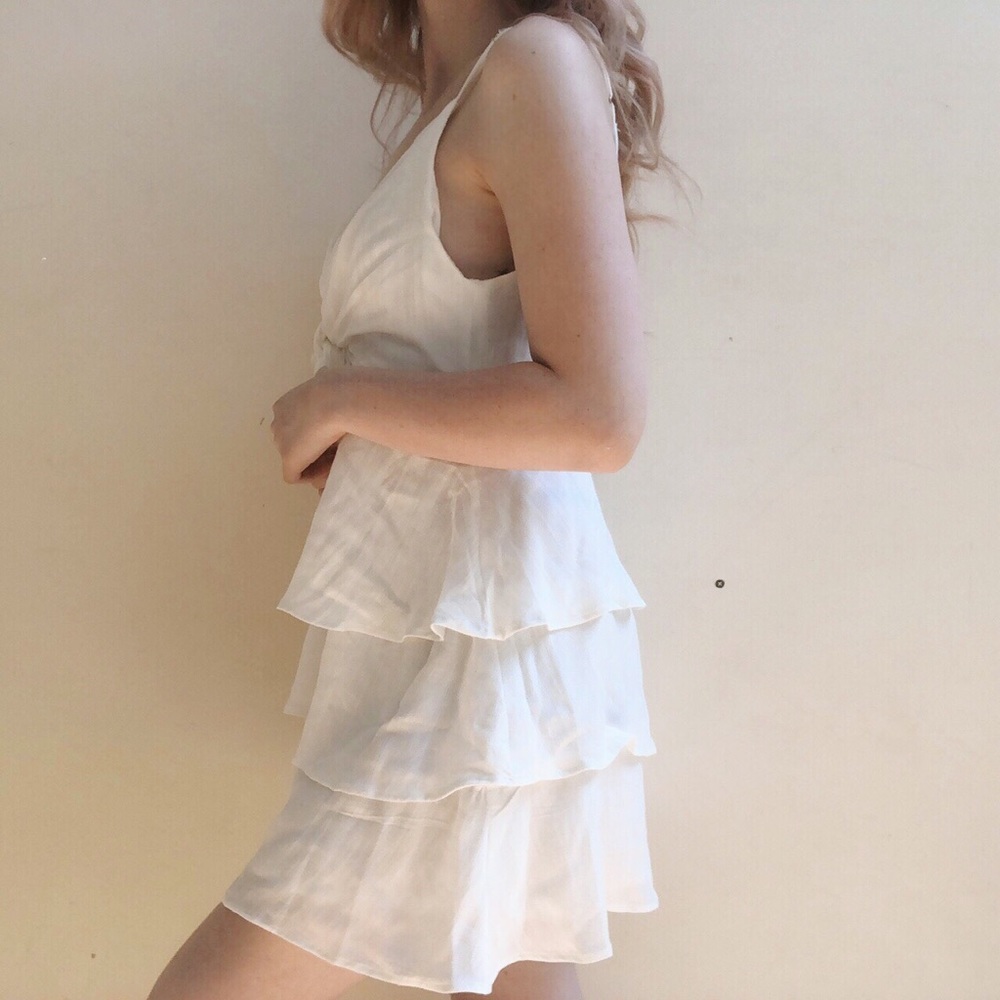 SOFT WHITE DRESS - Picture 3 of 5